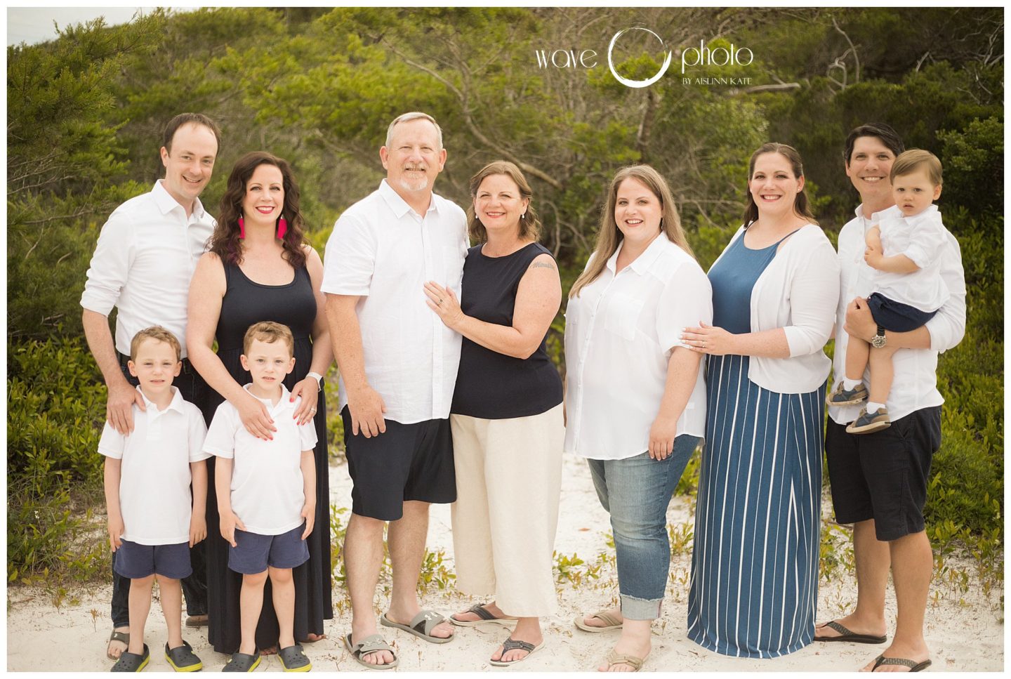 group-family-photo-in-dunes-destin-florida