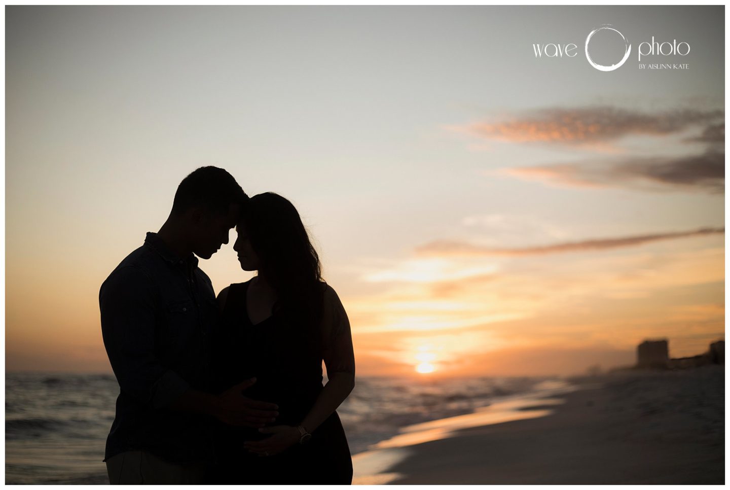 silhouette-couple-on-beach-pensacola-beach-florida
